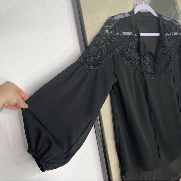 𝅺unbranded Black Sheer Blouson Sleeve Peasant Style Blouse - Picture 2 of 3